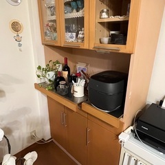食器棚のみ中身なし (chi) 稲毛海岸の収納家具《食器棚 食器棚のみ中身なし (chi) 稲毛海岸の収納家具《食器棚