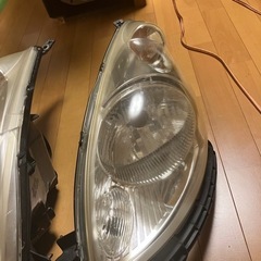 【京都】ホンダ　ライフ　JB7 純正ヘッドライトの画像