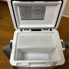 ミニクーラーボックスの画像