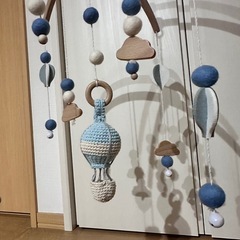 【HOPPL】ホップル ベッドメリー モビール 気球 アーム付きの画像