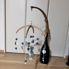 【HOPPL】ホップル ベッドメリー モビール 気球 アーム付きの画像
