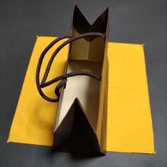 LOUIS VUITTON ショップ袋 ブラウンの画像