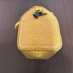 ルイヴィトン　エピ　バッグ　の画像