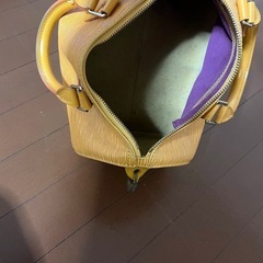 ルイヴィトン　エピ　バッグ　の画像