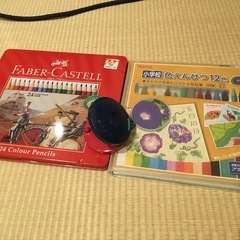 色鉛筆、カスタネット他