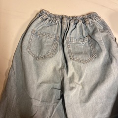 140 パンツセットの画像