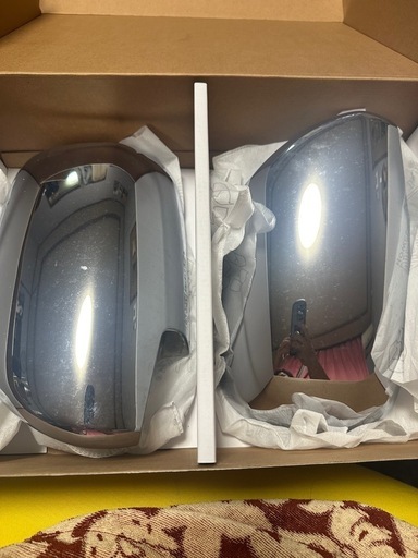 200系　（受け渡し決定しました。）ハイエース　純正メッキウィンカーカバー