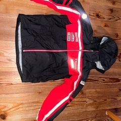 DESCENTE 男児スキーウェア