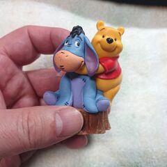 ④クマのプーさん&イーヨー　飾り物　© Disneyの画像