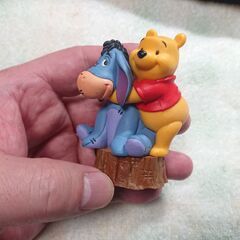 ④クマのプーさん&イーヨー　飾り物　© Disneyの画像