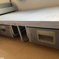 シングルパイプベッドの画像