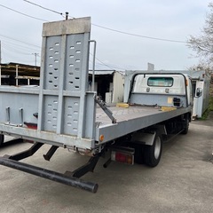 いすゞエルフ　積載車　極東　フラトップ 2tの画像