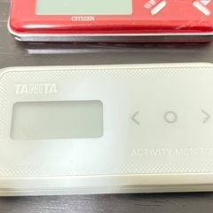 TANITAとCITIZENの万歩計セットでの画像