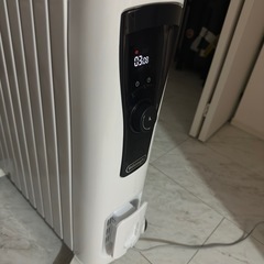 【15000円】De’Longhi オイルヒーター RHJ65L0915（動作確認済・美品）の画像