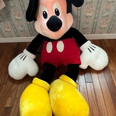 ミッキーマウスぬいぐるみ特大