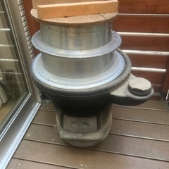 かまど　土焼き釜戸　レトロ　古民家