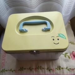 なっちゃん  救急箱