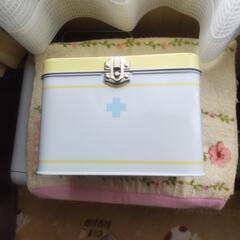 なっちゃん  救急箱の画像