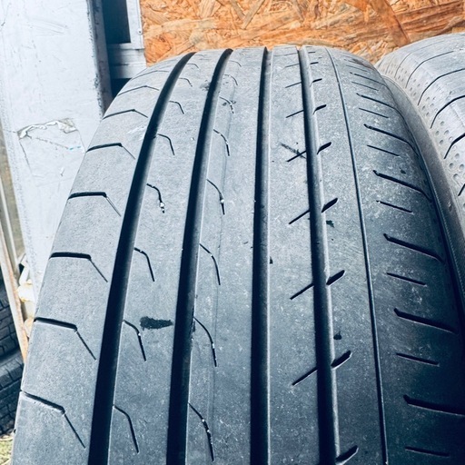 バリ山　YOKOHAMA ヨコハマ　RV-03 195/65R15 夏タイヤ　2022年製　15インチ