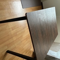 ダイニングテーブル