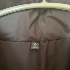 GU ヒートパデッドベスト ブラック Sの画像