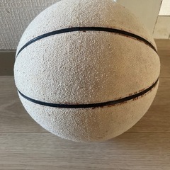 バスケットボール☆ molten ☆ 6号 ホワイトの画像