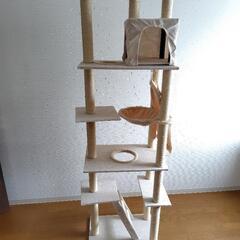 キャットタワー
