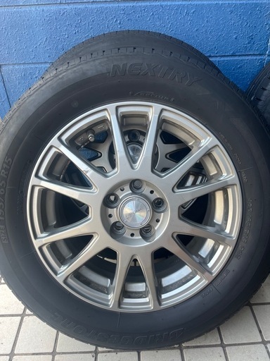 プリウス３０ブリジストンタイヤ195/65R15タイヤ