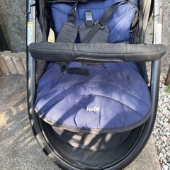 Joieジョイー三輪ベビーカーの画像