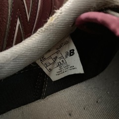New Balance ★ 340 レディース　スニーカー　バーガンディ　23.5cm  人気の画像