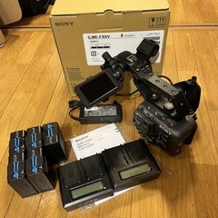 SONY FX6 バッテリー5個＆チャージャー2個のおまけ付　ILME-FX6Vの画像