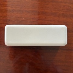 JINSメガネケースの画像