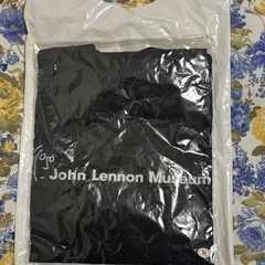 値下げ　ジョン・レノンミュージアム Tシャツ 黒色　(レア物の画像