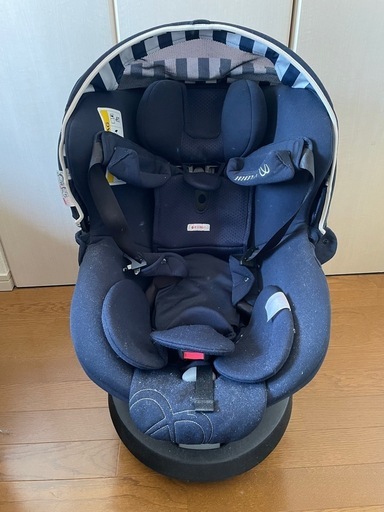 エールベベ　チャイルドシート