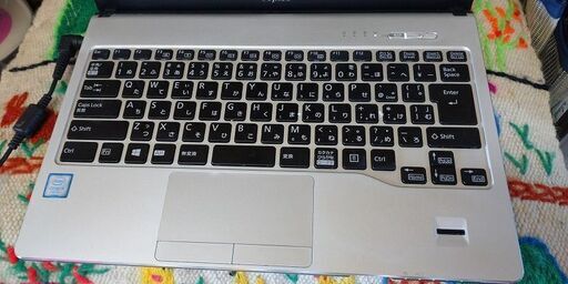 富士通 LIFEBOOK S937/RX Core i5