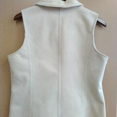 レディース　ベスト　襟巻の画像