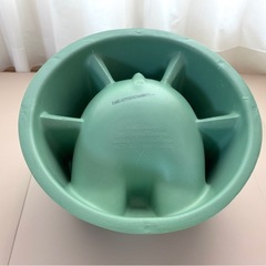 【お譲り先が決まりました】Bumbo バンボ ベビーソファ グリーンの画像