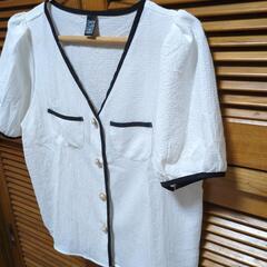 新品未使用ホワイトブラウス　L　SHEINの画像