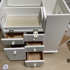 可動式ミニキャビネットの画像
