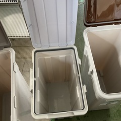 残り1個 ゴミ箱　1個500円　　27L35L45L  中古の画像
