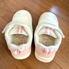 子供靴の画像