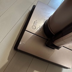 【訳あり】空気清浄機付き掃除機の画像