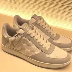 LOUIS VUITTON リヴォリラインスニーカー
