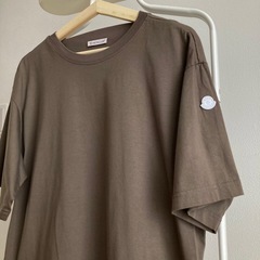 モンクレール　ハイク　Tシャツ　カーキ　半袖　ロゴ　トップス　ジーニアスの画像