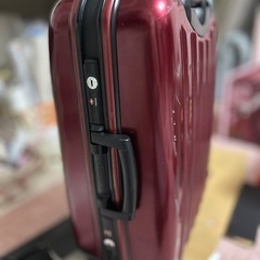 キャリーケースの画像