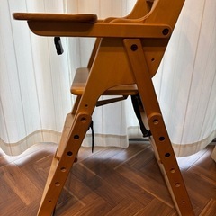 木製ハイチェア   [テーブル＆ベルト付き]　折りたたみ ベビーチェアの画像