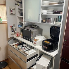 商談中　
食器棚