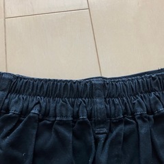 黒　スカート　150の画像