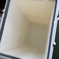 ゴミ箱　70L  汚れあり　中古の画像