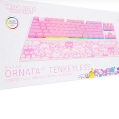 RAZER ハローキティ キーボードの画像